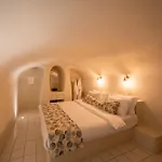 Luna Santorini Apartman Pírgosz