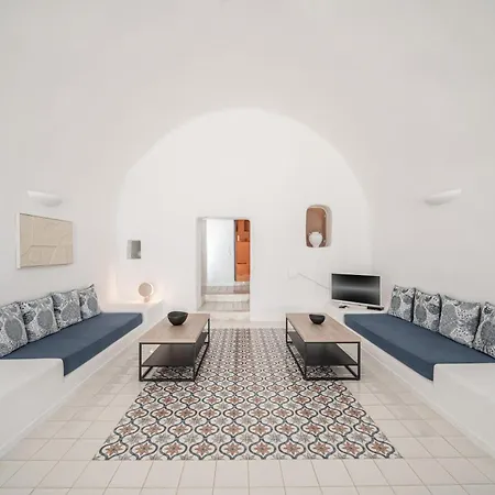 Luna Santorini