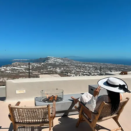 Luna Santorini Apartment Pyrgos Kallistis