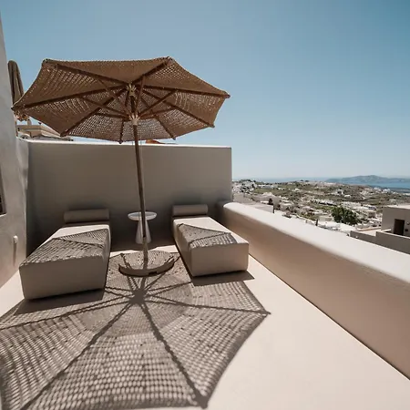Luna Santorini *