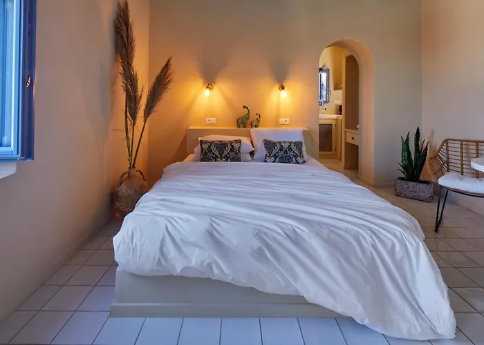 Luna Santorini Apartment