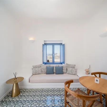 Daire Luna Santorini Pýrgos
